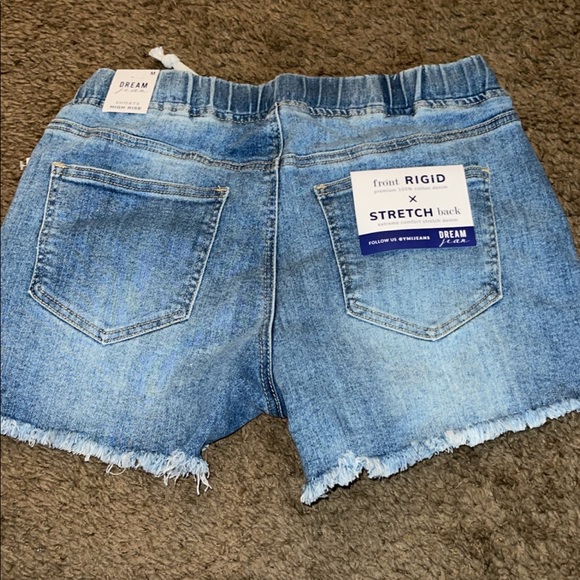 Denim shorts - Picture 2 of 2